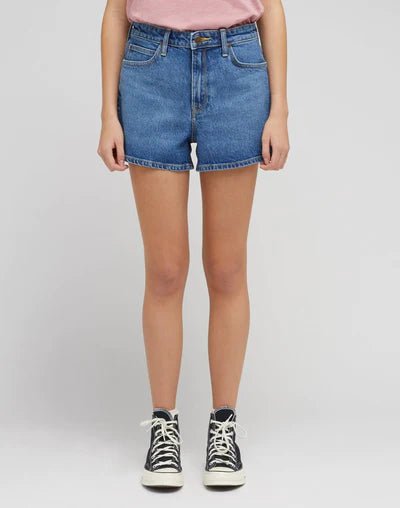 Carol Short Jeans in Blue Speed